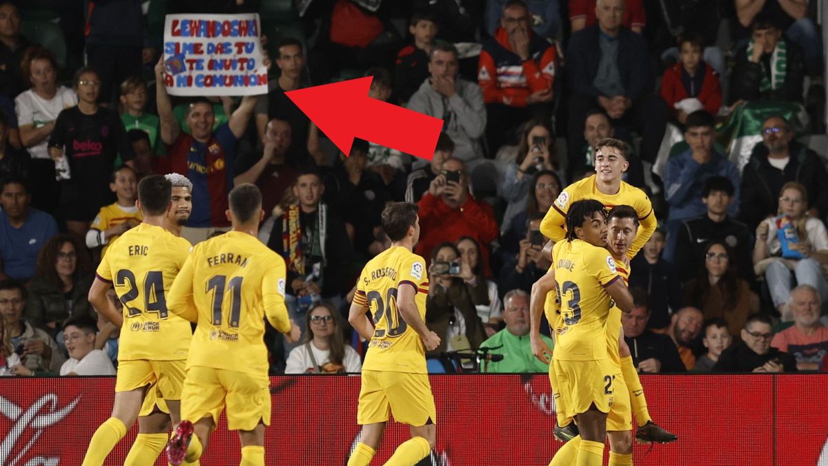 Zdjęcie okładkowe artykułu: PAP/EPA /  / Na zdjęciu: radość kibiców Barcelony / transparent kibica