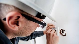 Woj. śląskie: Będą bez prądu, gdy na dworze mróz. Przerwy wyniosą do 10 godz.! Planowane są wyłączenia. Gdzie i kiedy?