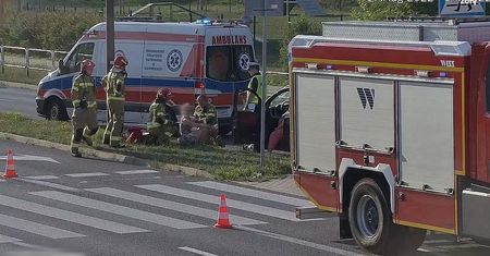 Śląsk. O włos od tragedii. 72-latka potrąciła rowerzystkę