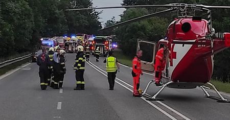 Koszmarny wypadek na Słowacji. Lokomotywa uderzyła w pociąg pasażerski