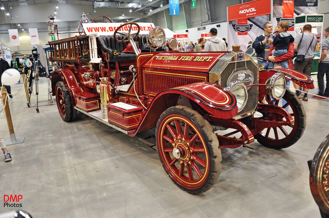 Auto Nostalgia 2013 9