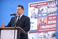 Tusk i wersja o zamachu. Szokujące treści w nowym podręczniku do HiT