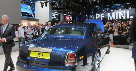 Rolls-Royce Phantom Coupe - kwintesencja luksusu [wideo]