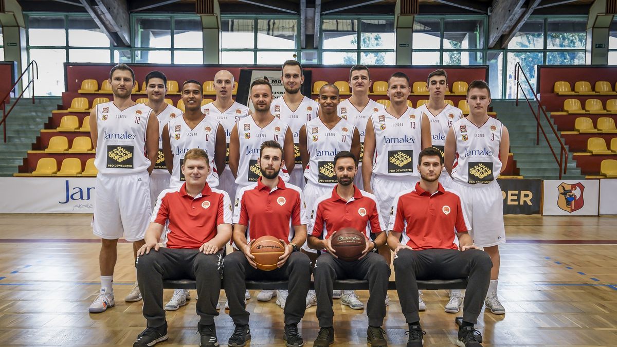 Materiały prasowe / Jamalex Polonia Leszno / Na zdjęciu: Jamalex Polonia 1912 Leszno w sezonie 2018/2019