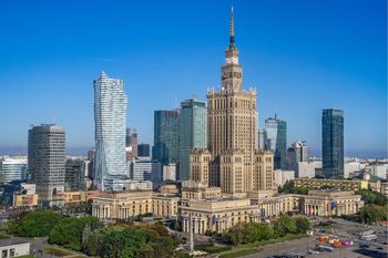 Pogoda w Warszawie. Prognoza na poniedziałek 18 maja. Chmury, słabe opady po południu