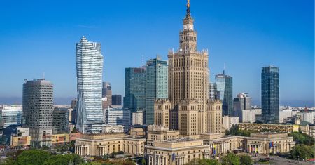 Pogoda w Warszawie. Prognoza na poniedziałek 18 maja. Chmury, słabe opady po południu