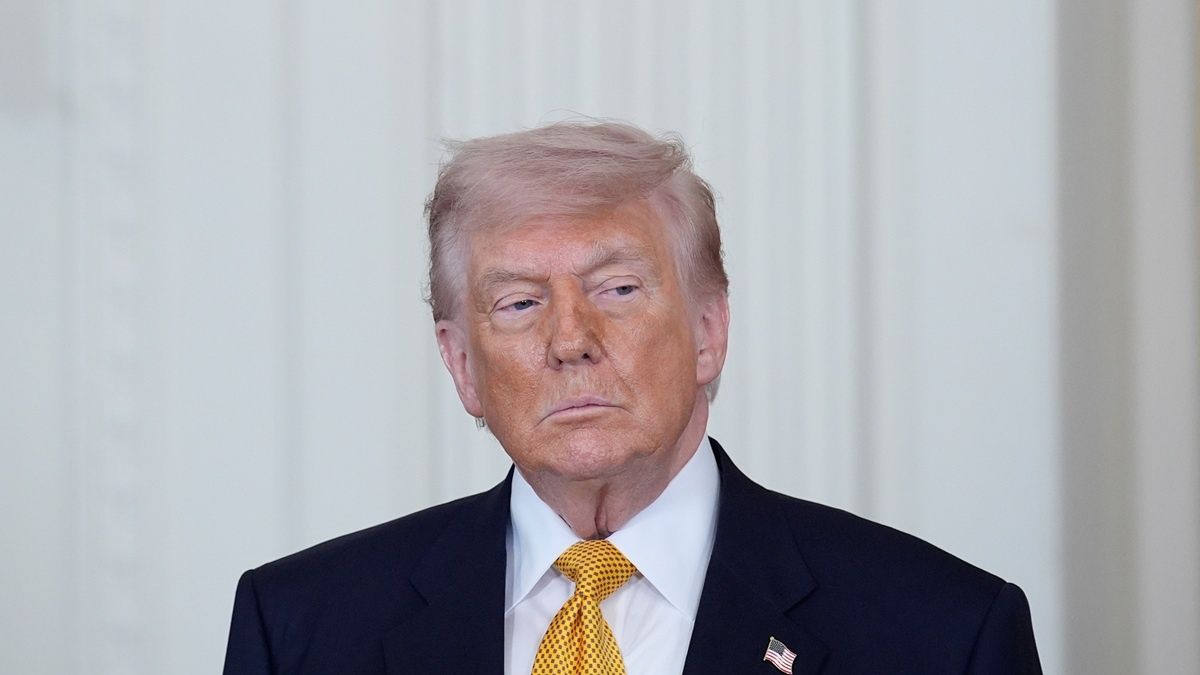 Pracownicy Białego Domu stanęli w obronie Donalda Trumpa.