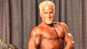 Wrócił do kulturystyki po 36 latach. Jego muskuły wciąż robią wielkie wrażenie