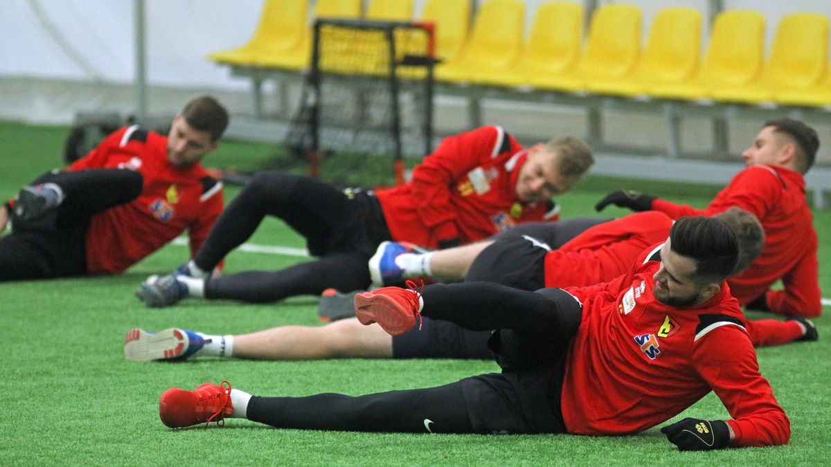 piłkarze Jagielloni Białystok podczas treningu