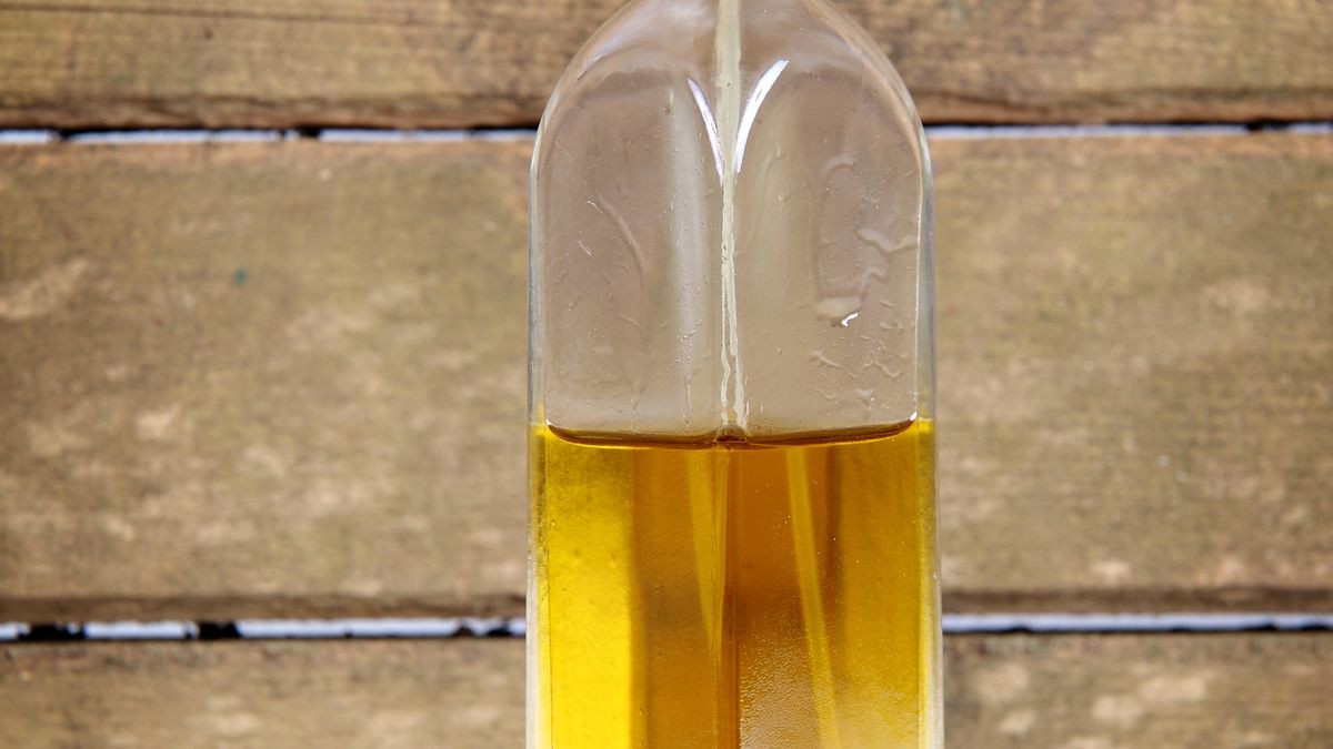 Sos do sałatki w sprayu (różne smaki)