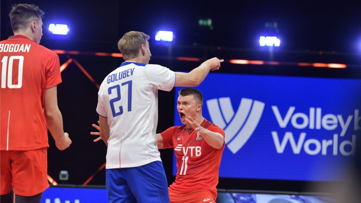 Materiały prasowe / volleyballworld.com / Paweł Pankov w barwach reprezentacji Rosji (nr 11)