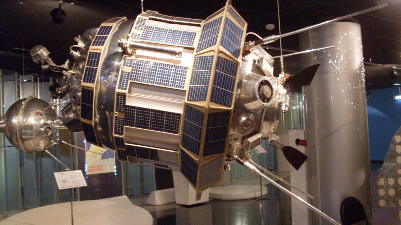 Łuna-25 nie była jedyna. Historia nieudanych misji księżycowych Moskwy