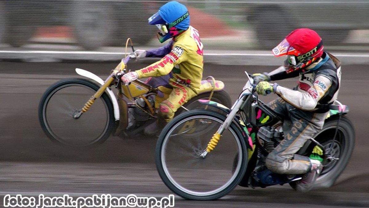 WP SportoweFakty / Jarosław Pabijan / Laszlo Bodi i Zoltan Hajdu (w czarnym kombinezonie)