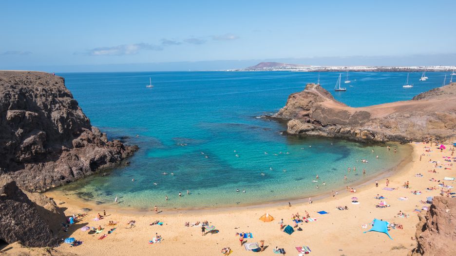 Lanzarote kusi rajskimi plażami