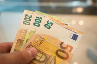 Kursy walut NBP 08.09.2020 Wtorkowy kurs euro, funta, dolara i franka szwajcarskiego