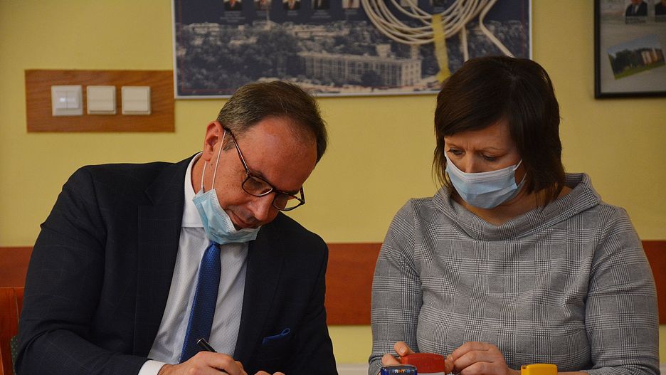 Łazy. Mieszkańcy gminy mogą liczyć na dofinansowanie do ekologicznych źródeł ciepła. 