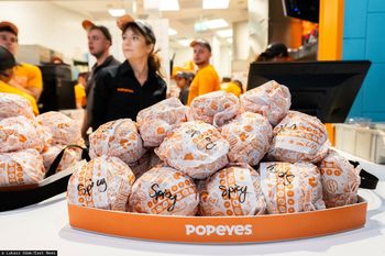 Sieci walczą o pracowników w Polsce. Płacą nawet 16 tys. zł