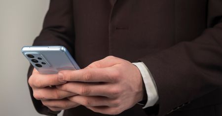 Polska usługa to prawdziwy hit. Oto jak z niej bezpiecznie korzystać