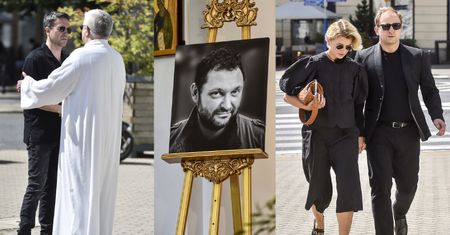 Przyjaciele żegnają Arkadiusza Tomiaka. Borys Szyc z żoną, Marcin Dorociński, Małgorzata Foremniak i inni (ZDJĘCIA)