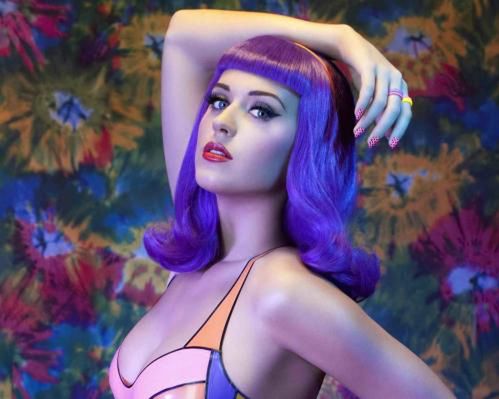 Katy Perry przefarbowała się na blond. Fani nie są zachwyceni