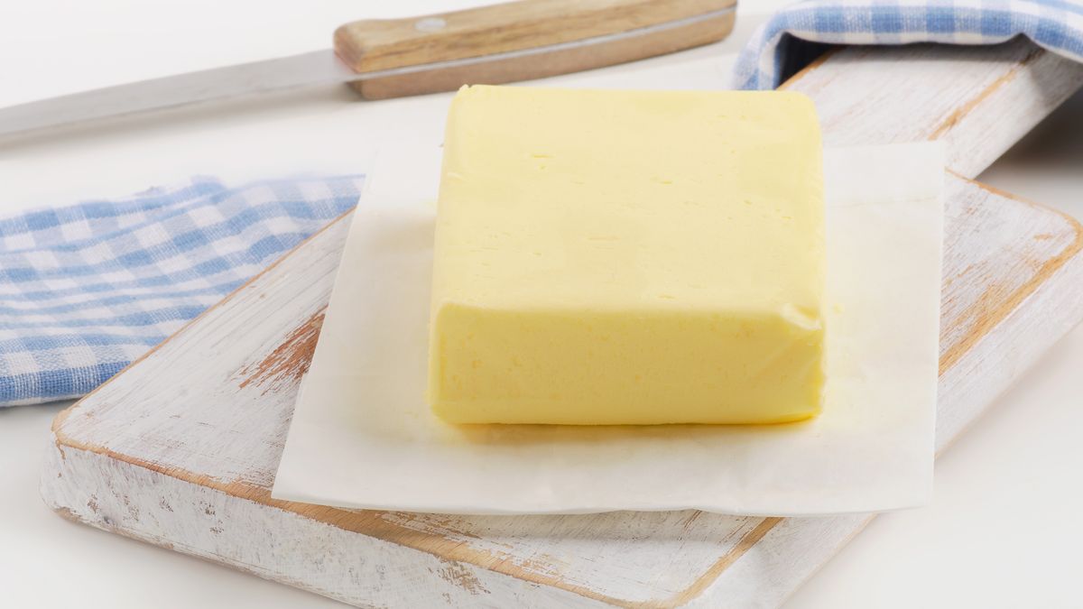 Margaryna (80% tłuszczu) z dodatkiem soli i witaminą D