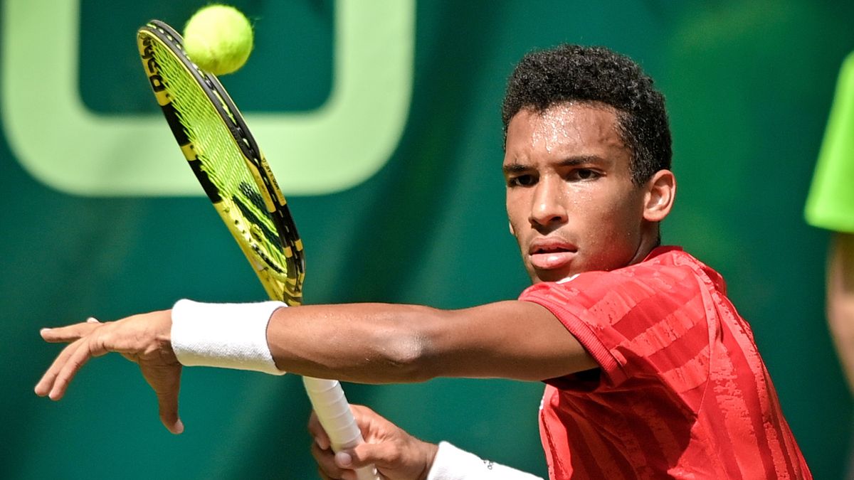 PAP/EPA / SASCHA STEINBACH / Na zdjęciu: Felix Auger-Aliassime