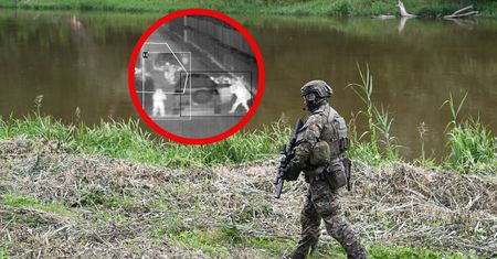Akcja na granicy z Białorusią. Rzucano kamieniami. Poszukiwania sześciu migrantów