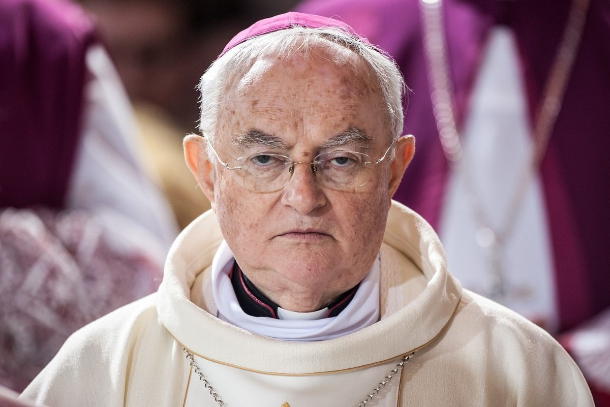 Abp Henryk Hoser przechodzi na emeryturę. Papież przyjął rezygnację
