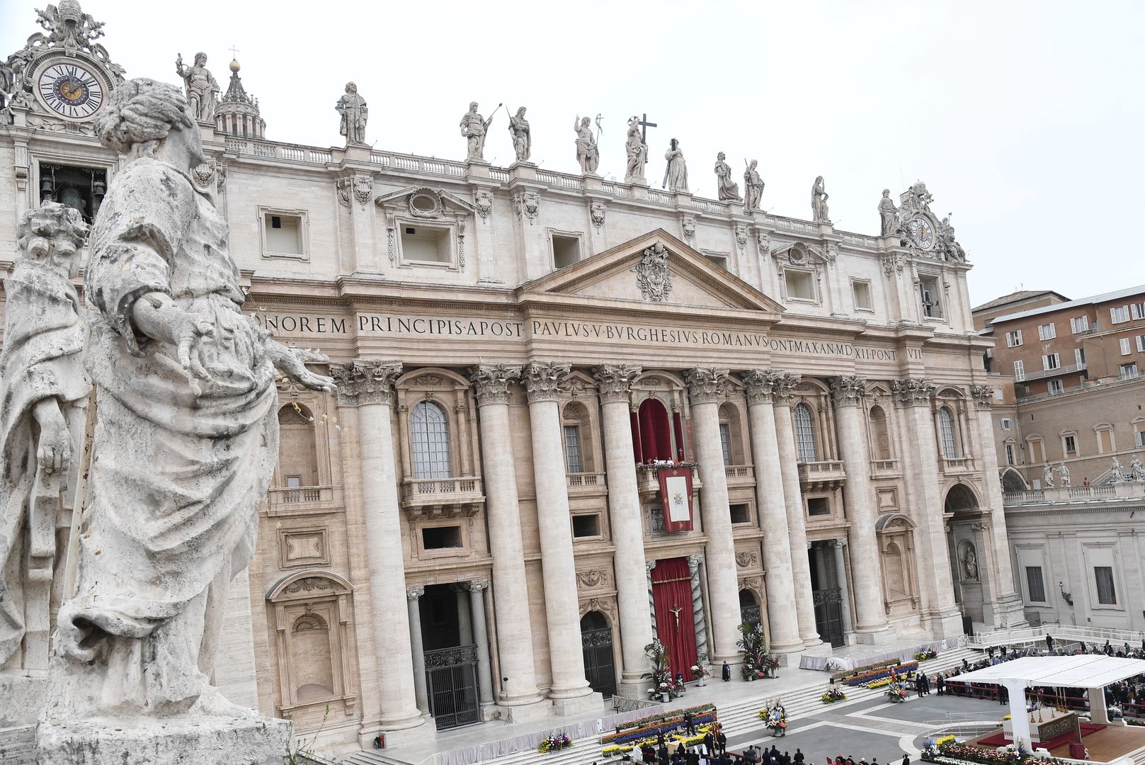 Skandal w Watykanie. Bezprecedensowy pozew pracowników