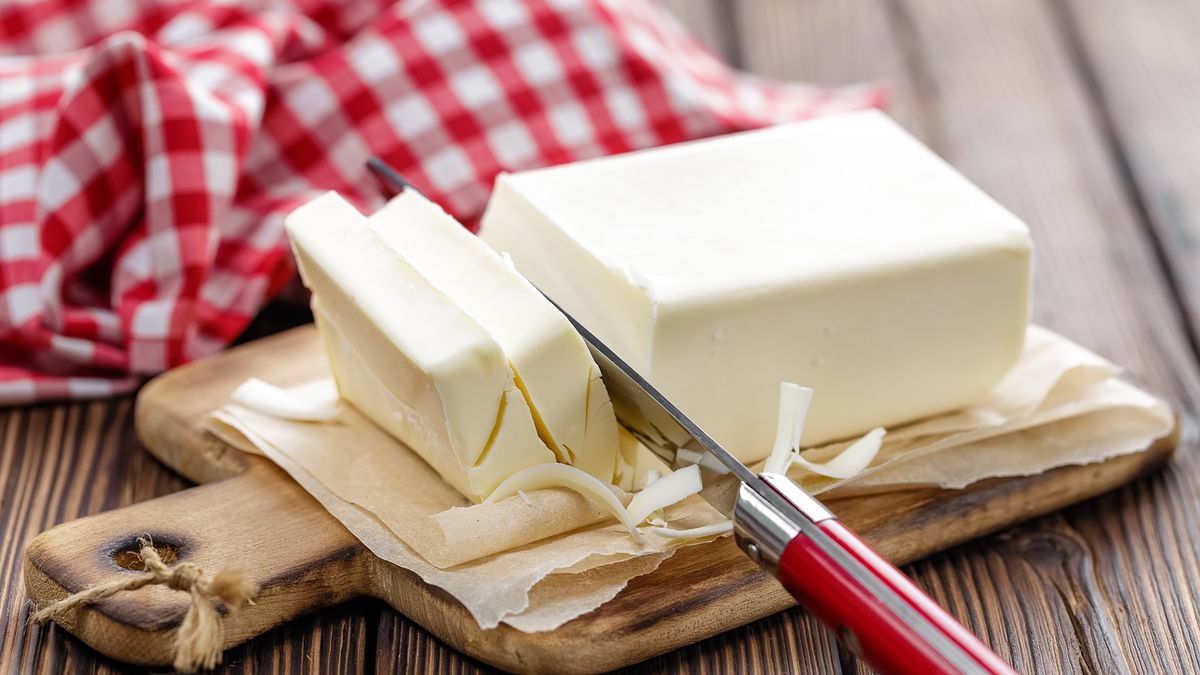 Margaryna (80% tłuszczu) w kostce z witaminą D