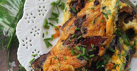 Omlet z leśnymi grzybami. Obowiązkowy na twoim talerzu tej jesieni