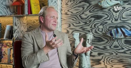 Piotr Adamczyk o roli aktora. "Nie narzekam na ten zawód"