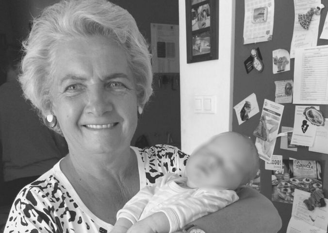 67-latka zmarła 11 godzin po szczepieniu przeciwko COVID-19. Karetka dotarła na miejsce dopiero po godzinie