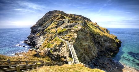 Tintagel - powstanie niezwykły most, który poprowadzi do  zamku króla Artura