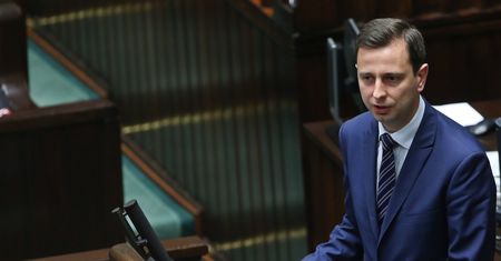 Umowy zlecenie będą oskładkowane. Do ZUS-u popłynie 650 milionów złotych