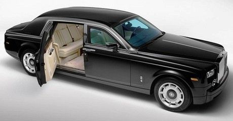 Jak twierdza - opancerzony Rolls Royce Phantom