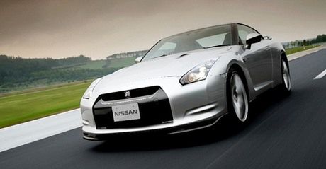 Nissan GT-R za 324 900 PLN