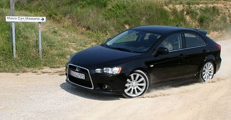 Więcej praktyczności - Mitsubishi Lancer Sportback 1.8