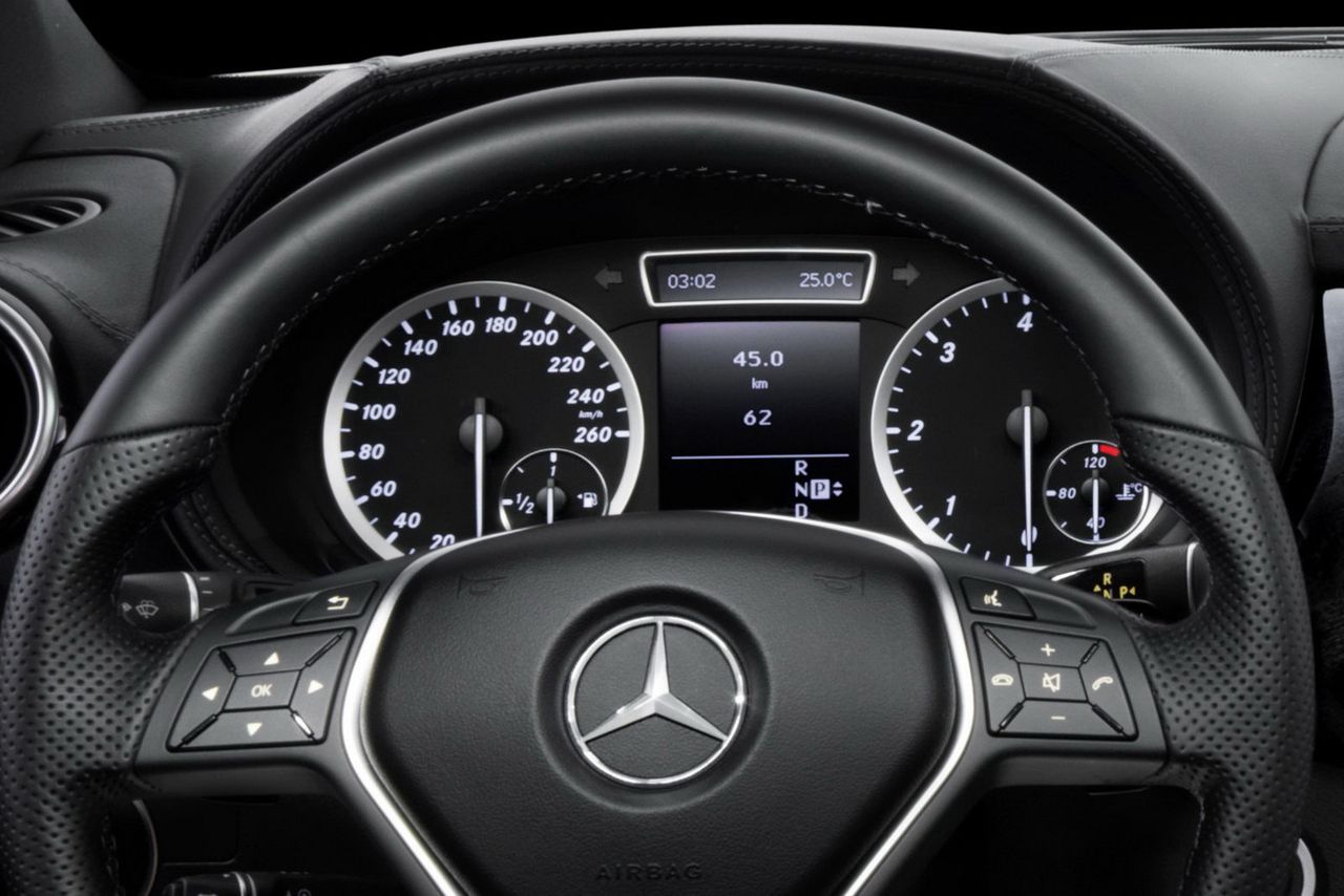 Mercedes B Interior