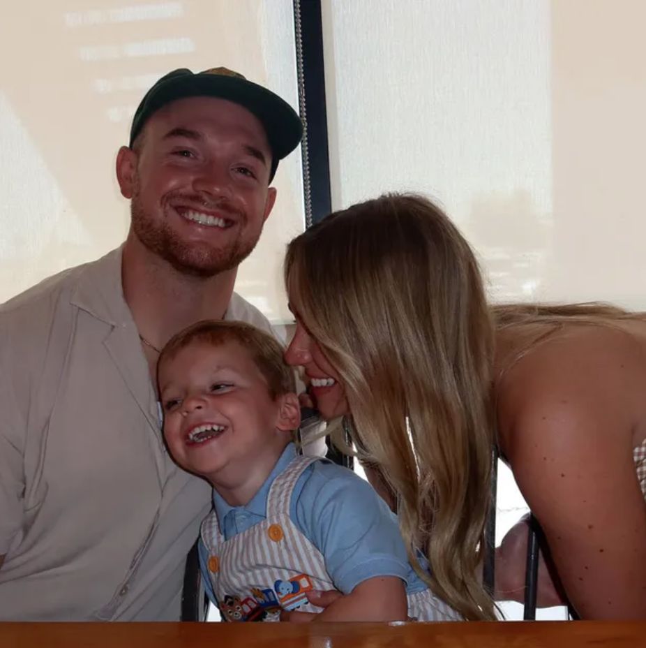 Emilie Kiser z mężem i synem