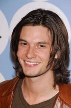 Ben Barnes robi to, co lubi