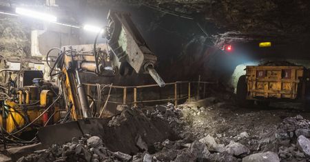 Oberwanie mas skalnych w kopalni. Akcja ratownicza na Dolnym Śląsku