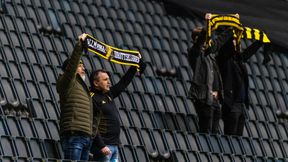 Kibice mogli wejść na stadiony. Po ośmiu na mecz