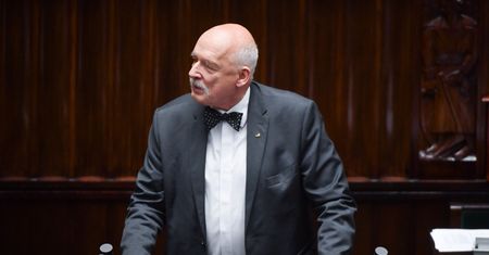 Dostał zakaz wjazdu. Korwin-Mikke "pocałował klamkę"