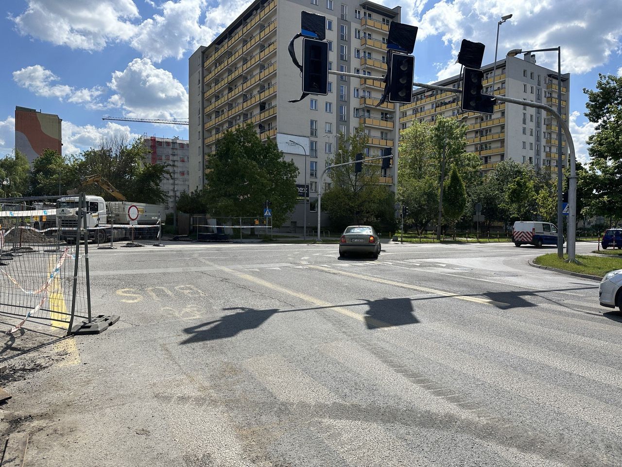 Coraz bliżej budowy ronda u zbiegu ulic Żeromskiego i Zbrowskiego w Radomiu. Kierowcy muszą liczyć się z kolejną zmianą organizacji ruchu