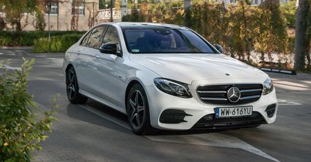 Składają Mercedesy ze złomu. Starczyło na 40 "rosyjskich" aut