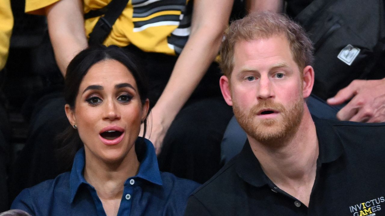 Meghan Markle có một cô con gái trưởng thành? Một lý thuyết vô lý lan truyền trên các phương tiện truyền thông