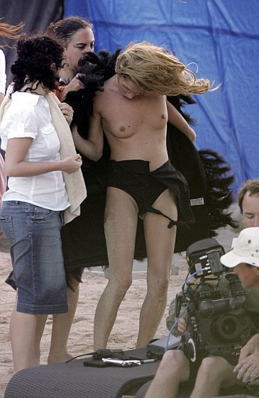 Kate Moss topless (zdjęcia)