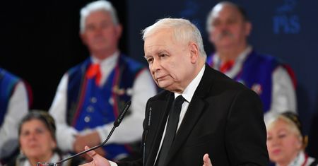 Prezes PiS o inicjatywie premiera. Padły mocne słowa