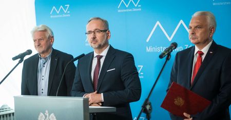 Prof. Horban zdradził, kiedy wrócimy do normalności. Umożliwi to szczepionka na COVID-19
